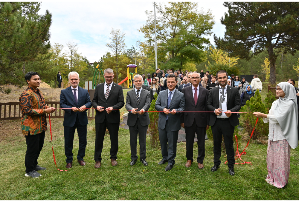 Uluslararası Öğrenci Topluluğu Erasmus Günleri Kapsamında Stant Açıp Bilgilendirmede Bulundu
