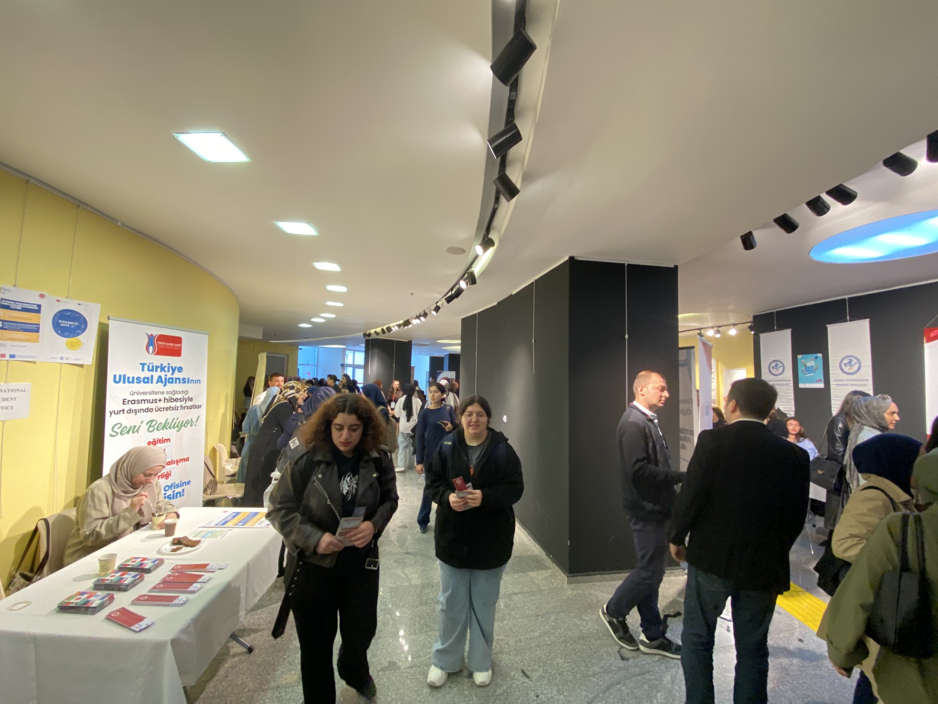 Uluslararası Öğrenci Koordinatörlüğü Oryantasyon Programına Katıldı